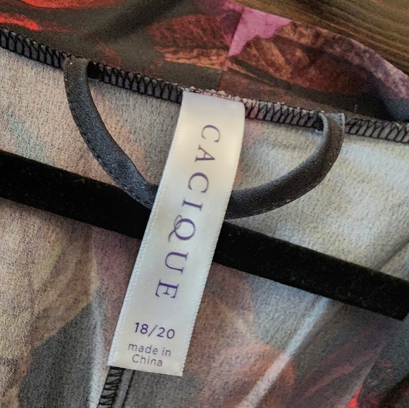 CACIQUE Intimates Silky Robe with Kimono Sleaves in Cumberland Rose - Size 18/20 - Picture 7 of 8